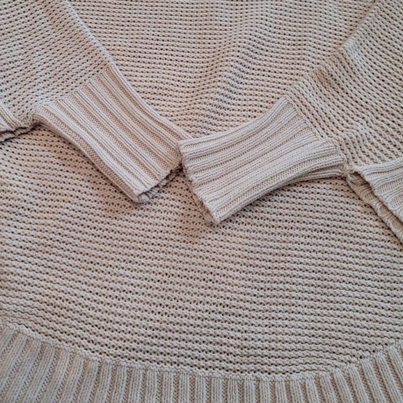 Sparrow Anthropologie Batwing Rounded hem Sweater Size XS - Picture 6 of 11